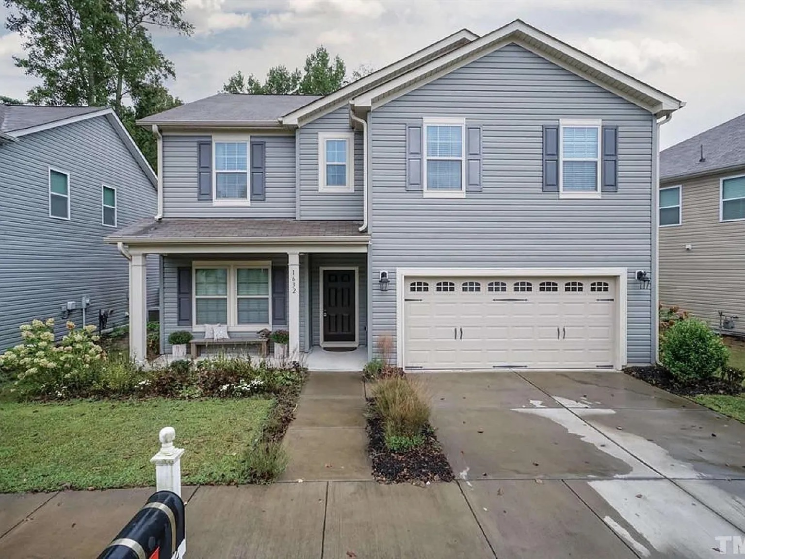 1632 Frog Hollow Way