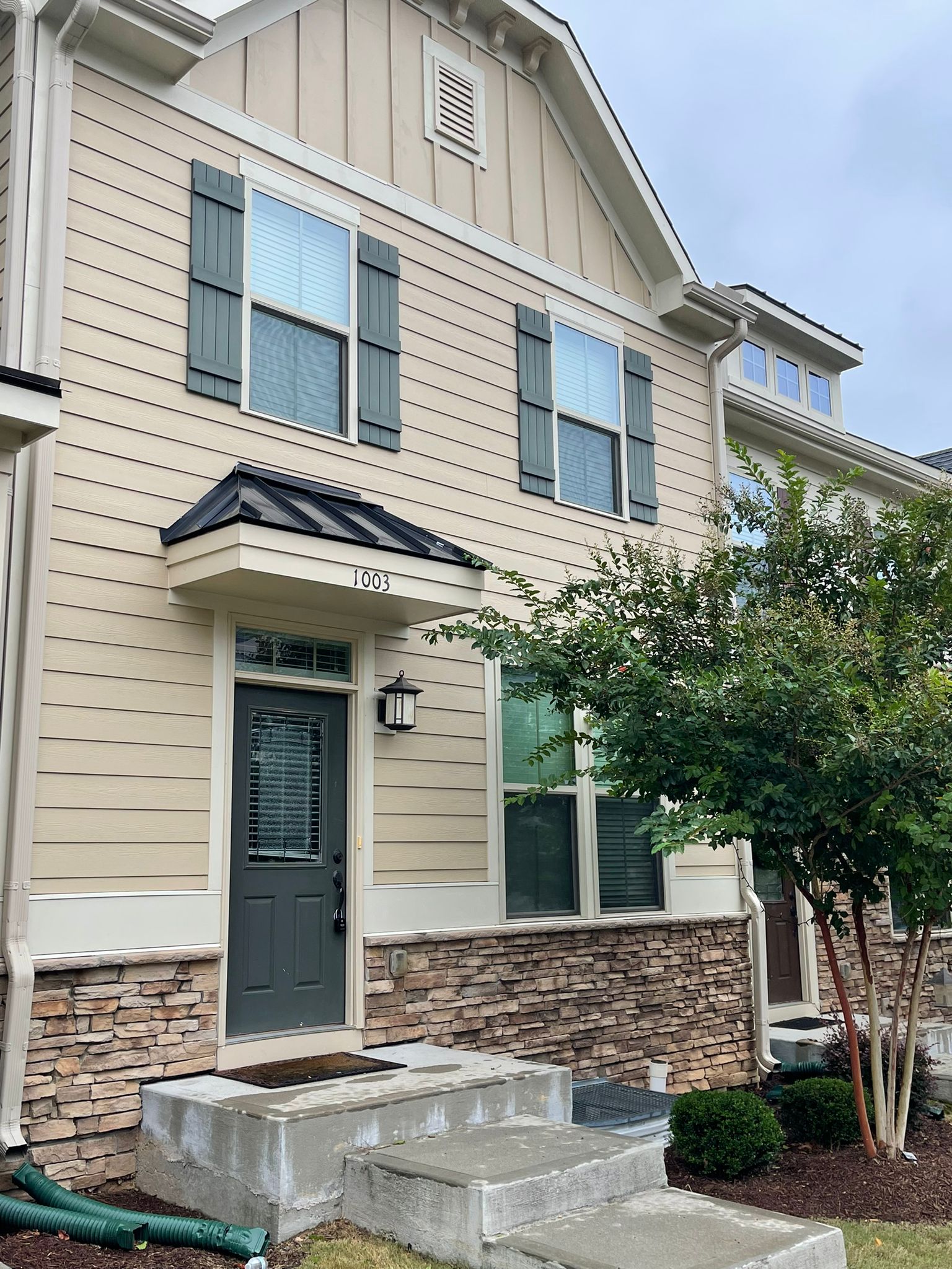 1003 Drayman Place - 1